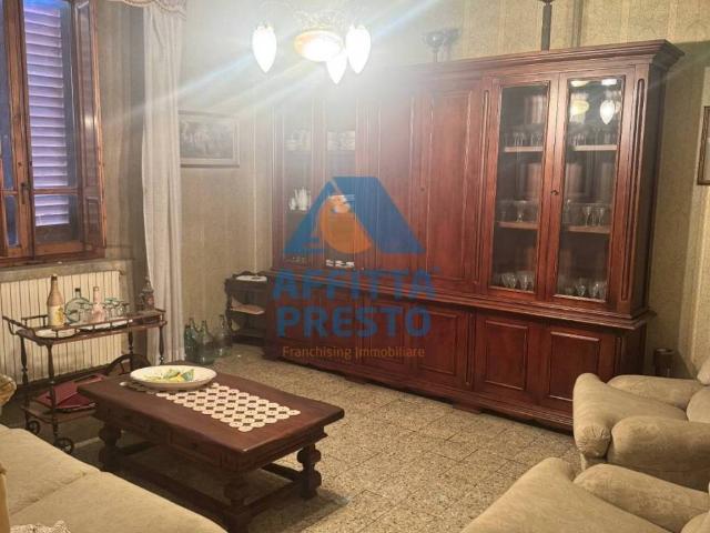 Villa Indipendente in vendita a Lamporecchio, Toscana
