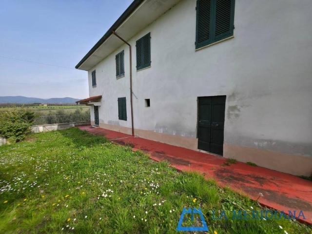 Villa Indipendente in vendita a Unione dei Comuni Circondario dell'Empolese Valdelsa, Lamporecchio
