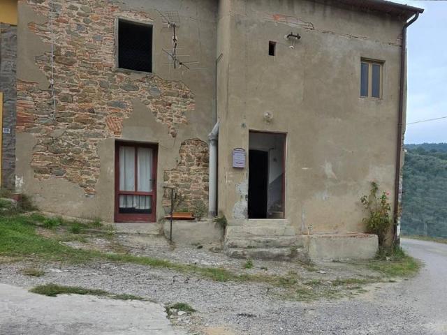 Villa Indipendente in vendita a Collecioli, Lamporecchio