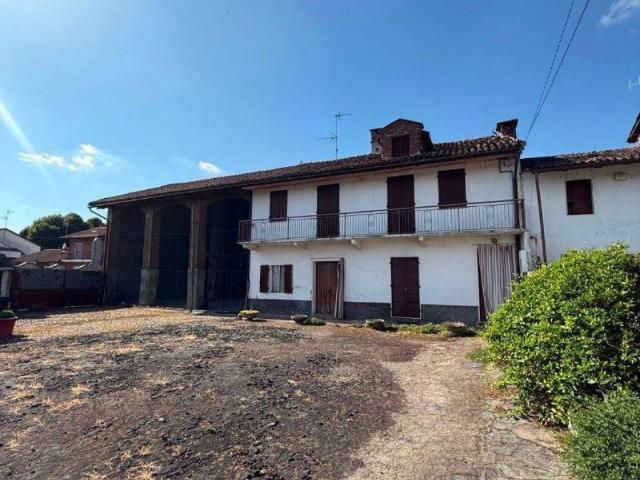 Villa Indipendente in vendita a Piemonte, Vercelli