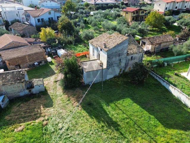Villa Indipendente in vendita a Treglio, Abruzzo