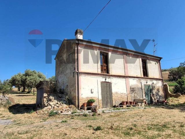Villa Indipendente in vendita a Lanciano, Abruzzo