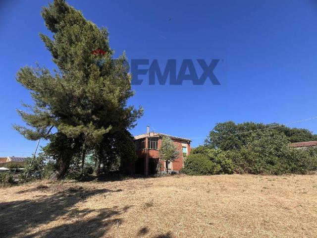 Villa Indipendente in vendita a Marcianese, Lanciano
