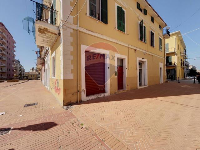 Villa Indipendente in vendita a Quartiere Trento e Trieste, Lanciano
