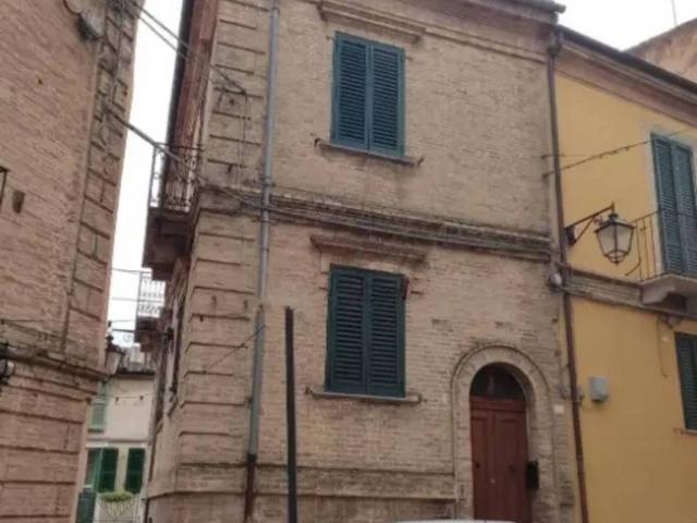 Villa Indipendente in vendita a Lanciano, Abruzzo
