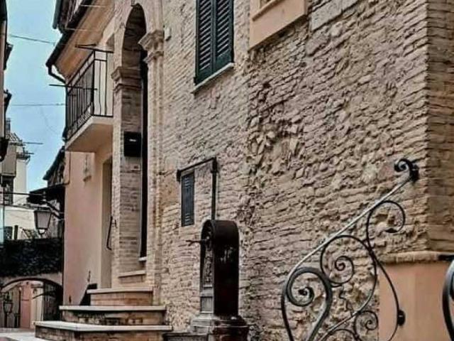 Villa Indipendente in vendita a Civitanova-Sacca, Lanciano
