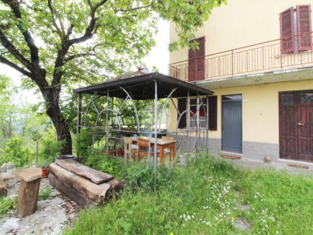 Villa Indipendente in vendita a Langhirano, Reggio Emilia
