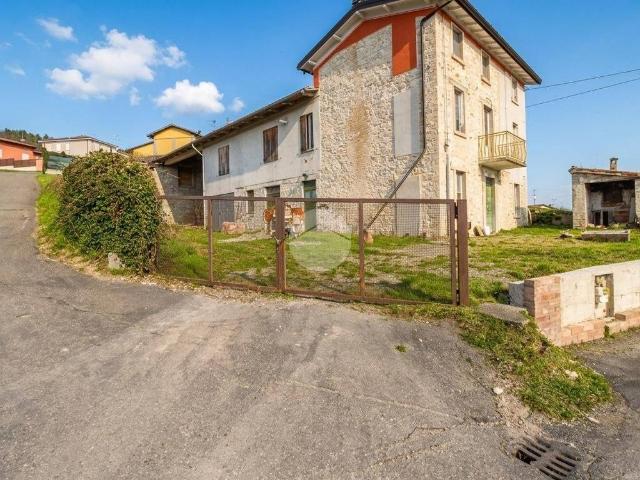 Villa Indipendente in vendita a Langhirano, Reggio Emilia