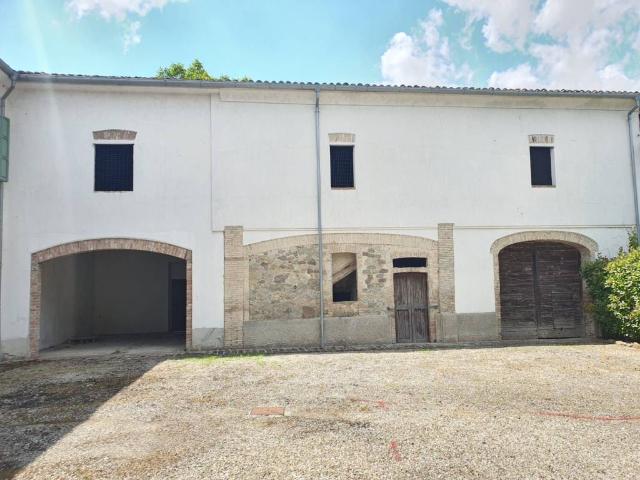 Villa Indipendente in vendita a Pilastro, Langhirano
