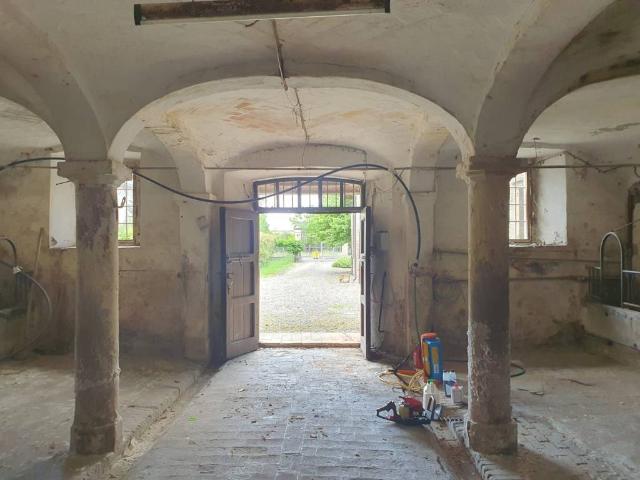 Villa Indipendente in vendita a Pilastro, Langhirano