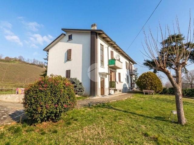 Villa Indipendente in vendita a Langhirano, Reggio Emilia