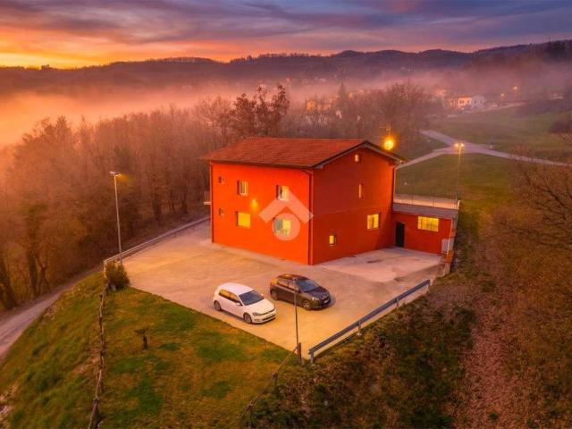 Villa Indipendente in vendita a Langhirano, Reggio Emilia