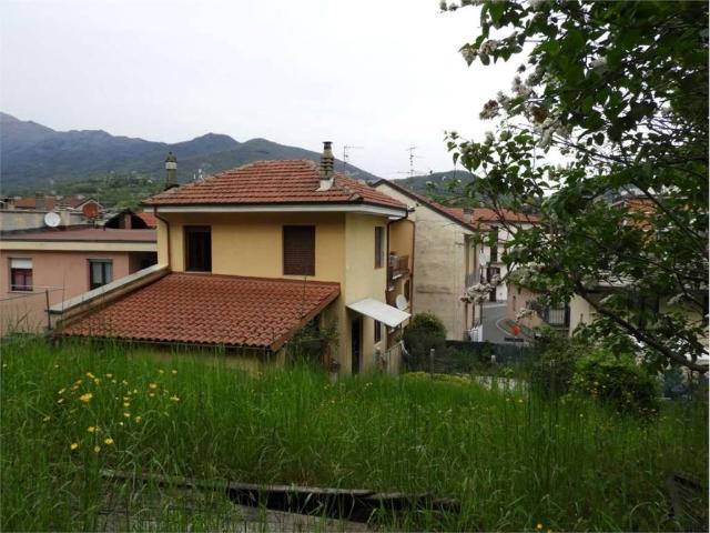 Villa Indipendente in vendita a Unione Montana di Comuni delle Valli di Lanzo, Ceronda e Casternone, Piemonte