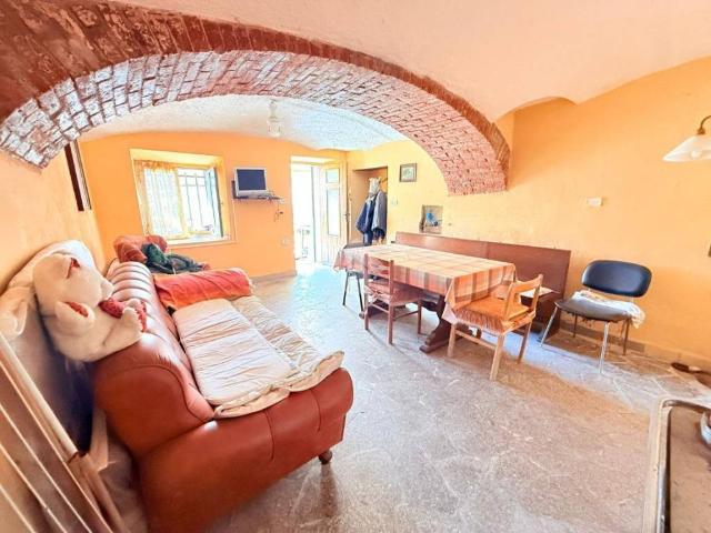 Villa Indipendente in vendita a Unione Montana di Comuni delle Valli di Lanzo, Ceronda e Casternone, Piemonte