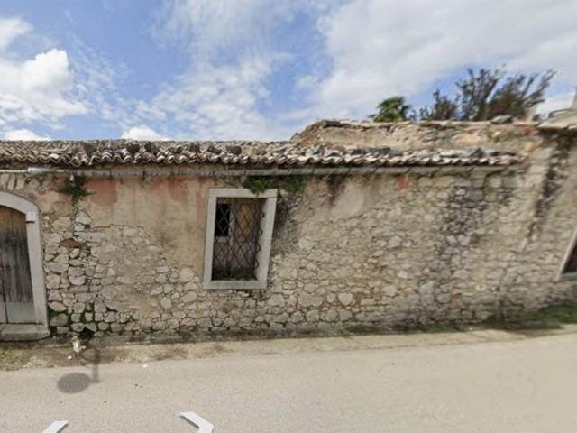 Villa Indipendente in vendita a Lapio, Campania