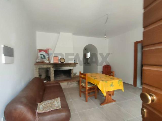 Villa Indipendente in vendita a Tornimparte, Abruzzo