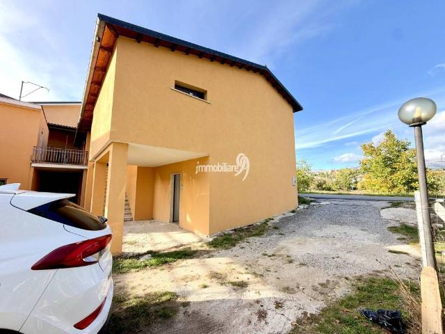 Villa Indipendente in vendita a Pianola, L'Aquila