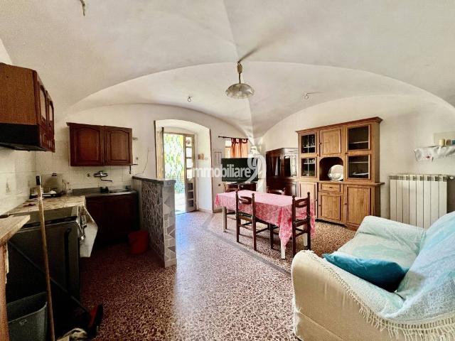 Villa Indipendente in vendita a Tornimparte, Abruzzo