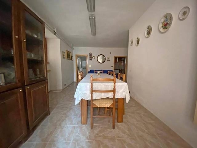 Villa Indipendente in vendita a Tornimparte, Abruzzo