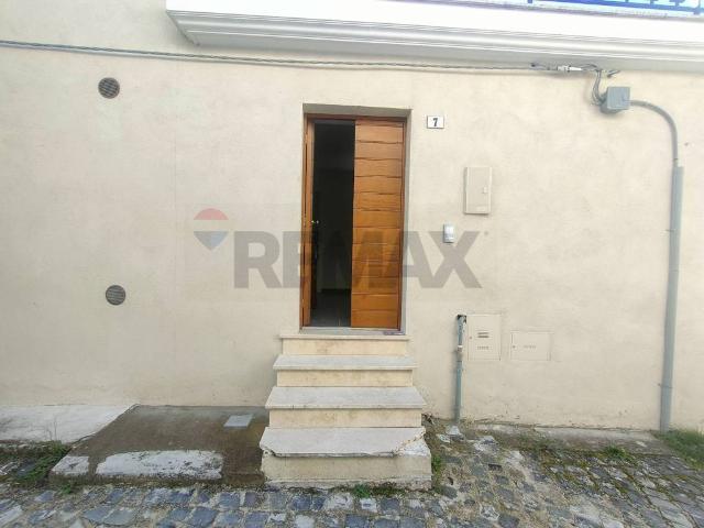 Villa Indipendente in vendita a Tornimparte, Abruzzo