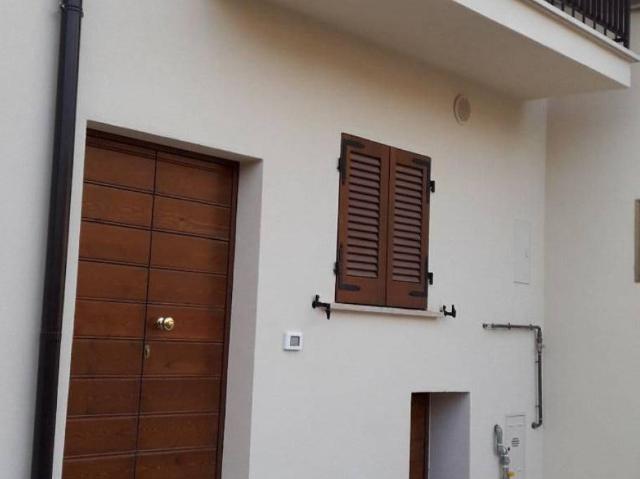 Villa Indipendente in vendita a Tornimparte, Abruzzo
