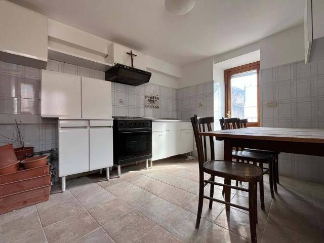 Villa Indipendente in vendita a Tornimparte, Abruzzo