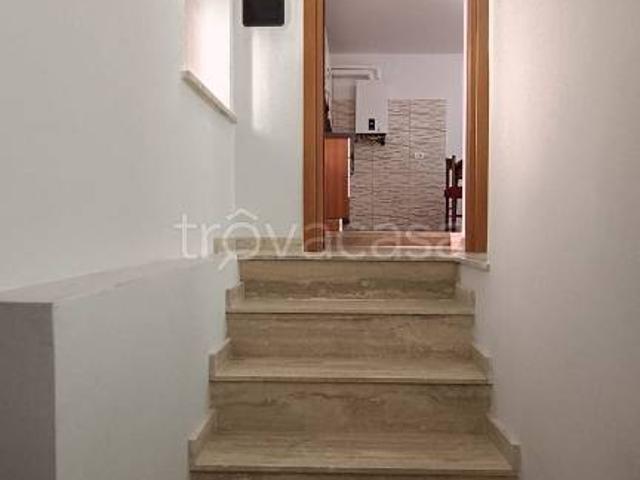 Villa Indipendente in vendita a Collebrincioni, L'Aquila