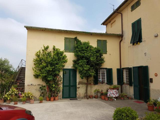 Villa Indipendente in vendita a Lamporecchio, Pistoia