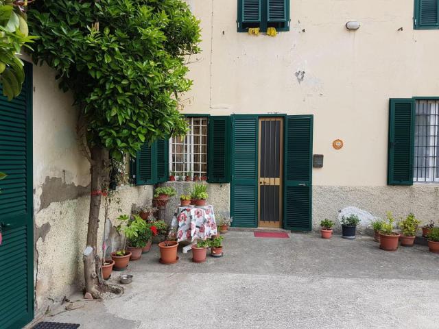Villa Indipendente in vendita a Lamporecchio, Toscana