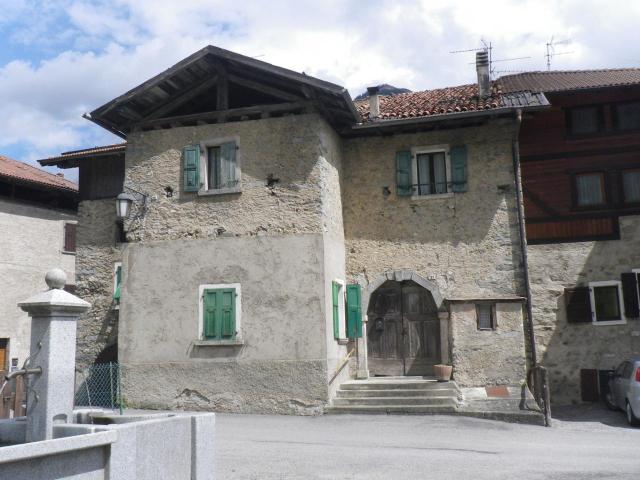 Villa Indipendente in vendita a Comunità delle Giudicarie, Lardaro