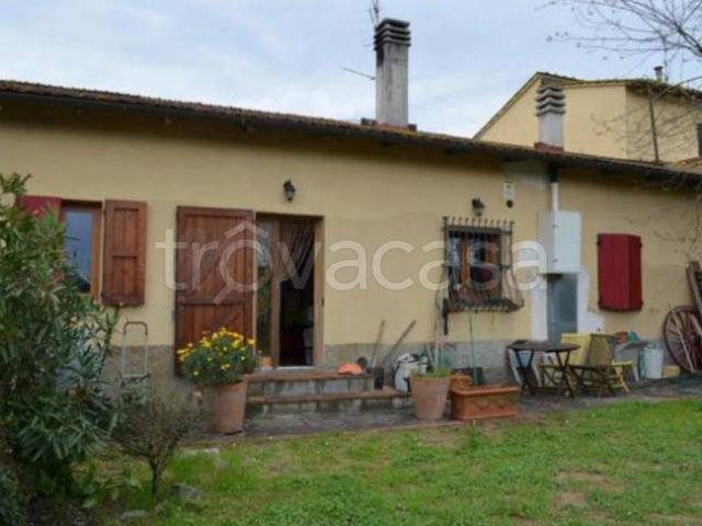 Villa Indipendente in vendita a Lastra A Signa, Toscana