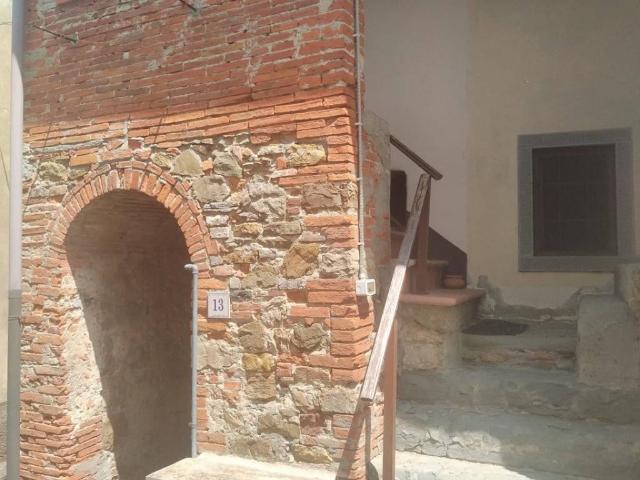 Villa Indipendente in vendita a Laterina Pergine Valdarno, Laterina