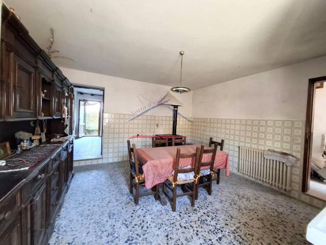 Villa Indipendente in vendita a Laterina Pergine Valdarno, Laterina