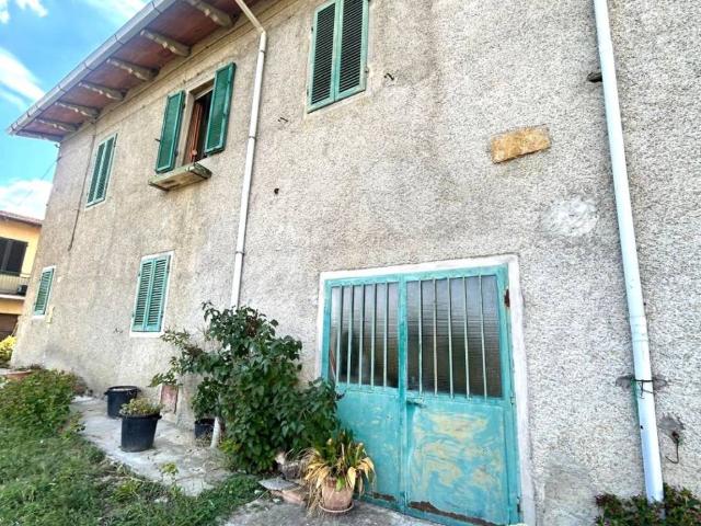 Villa Indipendente in vendita a Pergine Valdarno, Arezzo