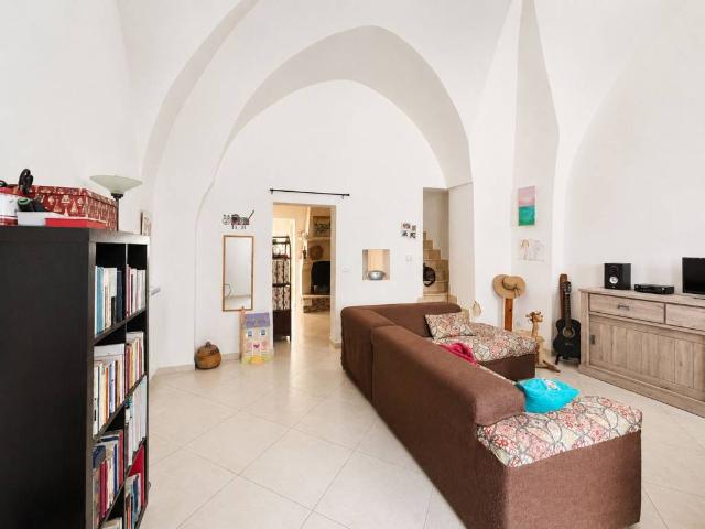 Villa Indipendente in vendita a Puglia, Brindisi