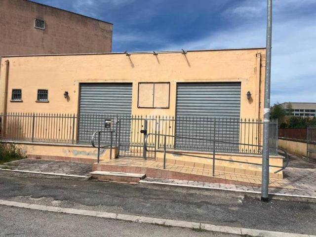 Villa Indipendente in vendita a Latina, Lazio