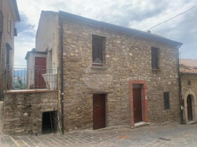 Villa Indipendente in affitto a Laureana Cilento, Campania