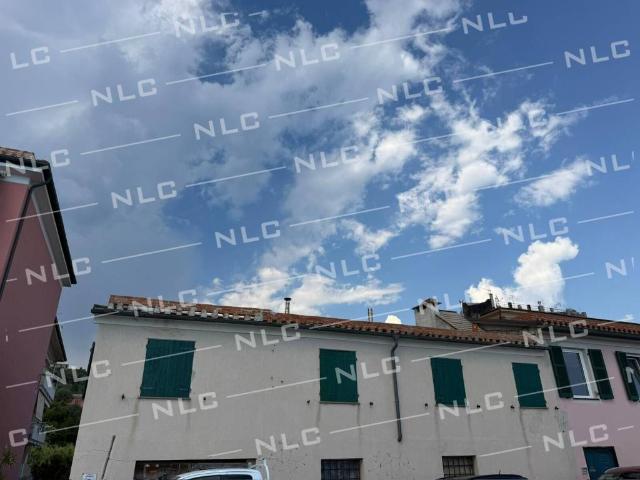 Villa Indipendente in vendita a Lavagna, Liguria