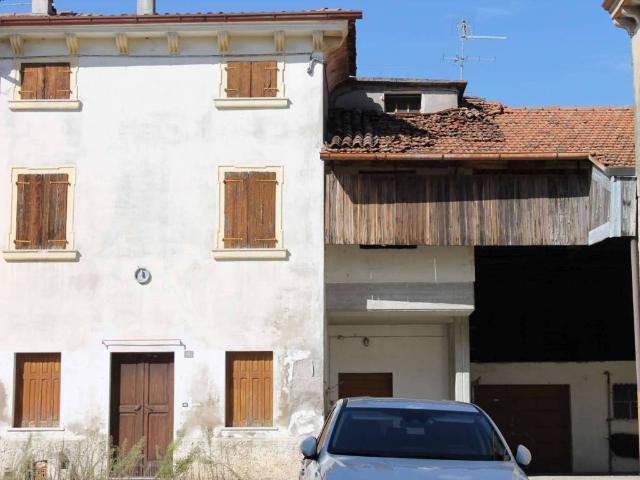 Villa Indipendente in vendita a Lavagno