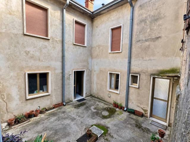 Villa Indipendente in vendita a San Briccio, Verona