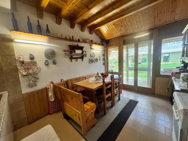Villa Indipendente in vendita a Magnifica Comunità degli Altipiani Cimbri, Lavarone