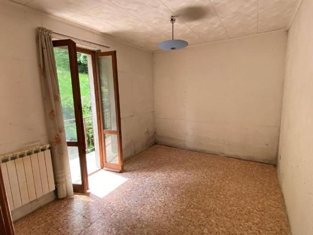 Villa Indipendente in vendita a Comunità Montana del Piambello, Lavena Ponte Tresa