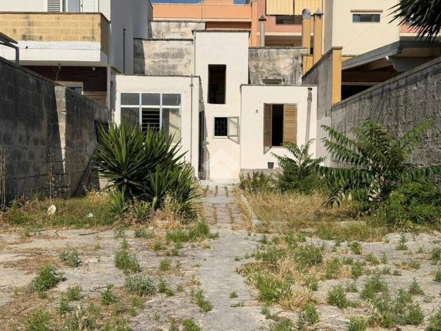 Villa Indipendente in vendita a Puglia, Lecce