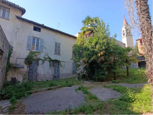 Villa Indipendente in vendita a Olate, Lecco