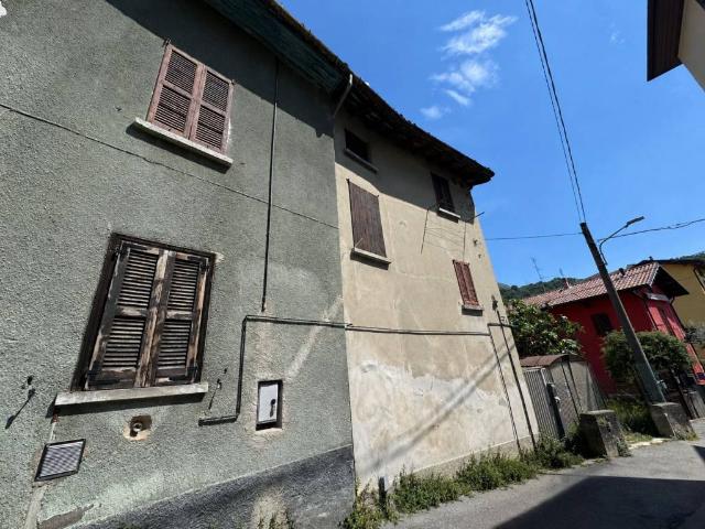 Villa Indipendente in vendita a Germanedo, Lecco