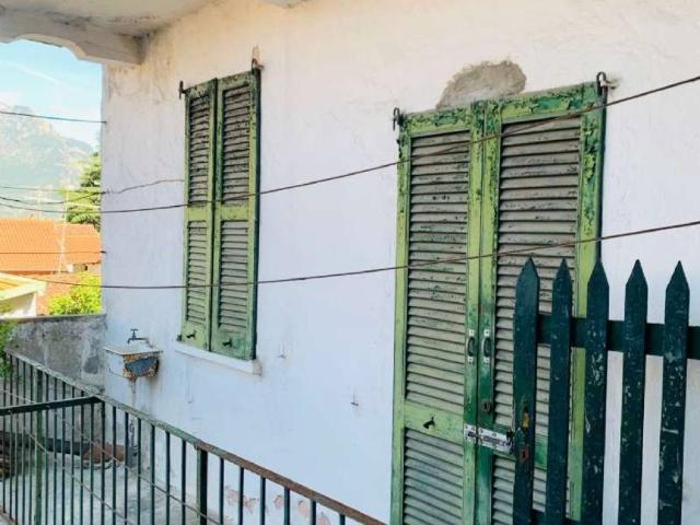 Villa Indipendente in vendita a Maggianico, Lecco