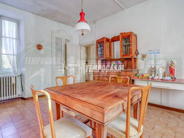 Villa Indipendente in vendita a Unione dei comuni del Medio Verbano, Leggiuno