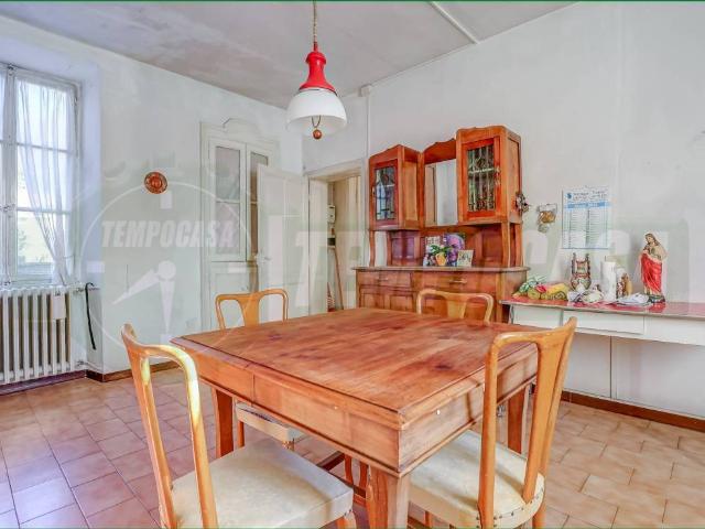 Villa Indipendente in vendita a Unione dei comuni del Medio Verbano, Leggiuno