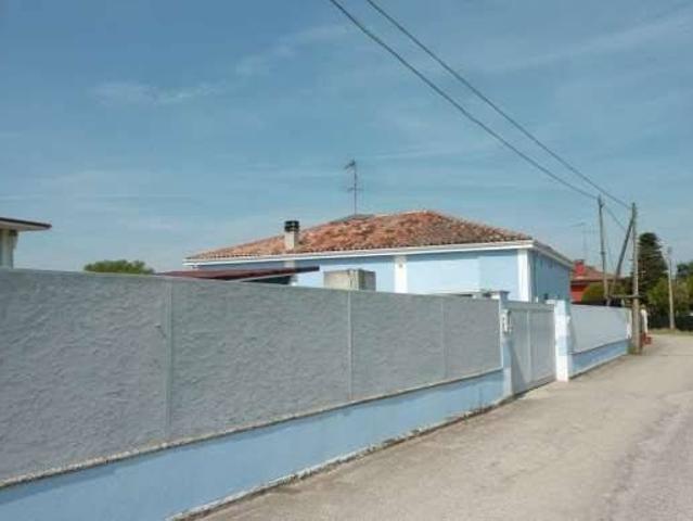 Villa Indipendente in vendita a Vigo, Legnago