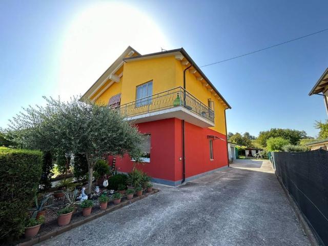 Villa Indipendente in vendita a Bonavigo, Veneto